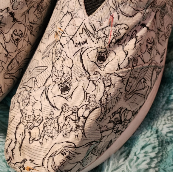 Toms X Marvel Concept Art Printed Classics 7 Wm Sz 9.5 - Picture 8 of 14